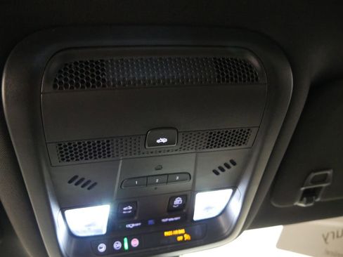 Used 2024 Cadillac XT6 Premium Luxury w/ Technology Package image 52