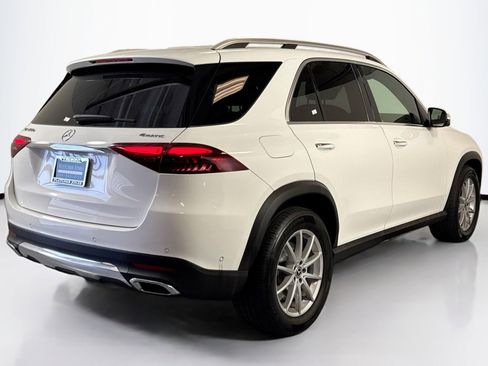 Used 2024 Mercedes-Benz GLE 450e 4MATIC image 5