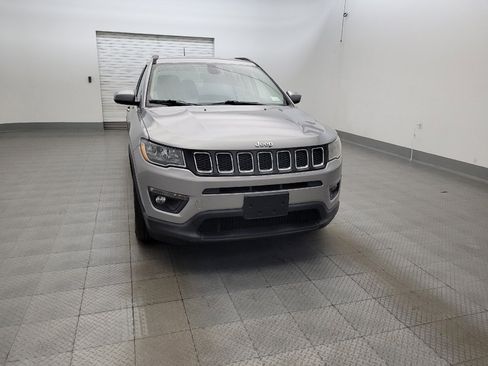 Used 2020 Jeep Compass Latitude FWD image 14
