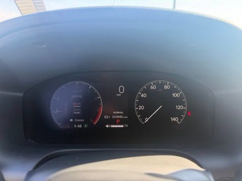 Used 2025 Honda HR-V Sport image 14