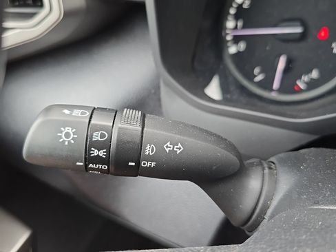 Used 2023 Toyota Tundra SR5 w/ SR5 Convenience Package AWD/4WD image 21