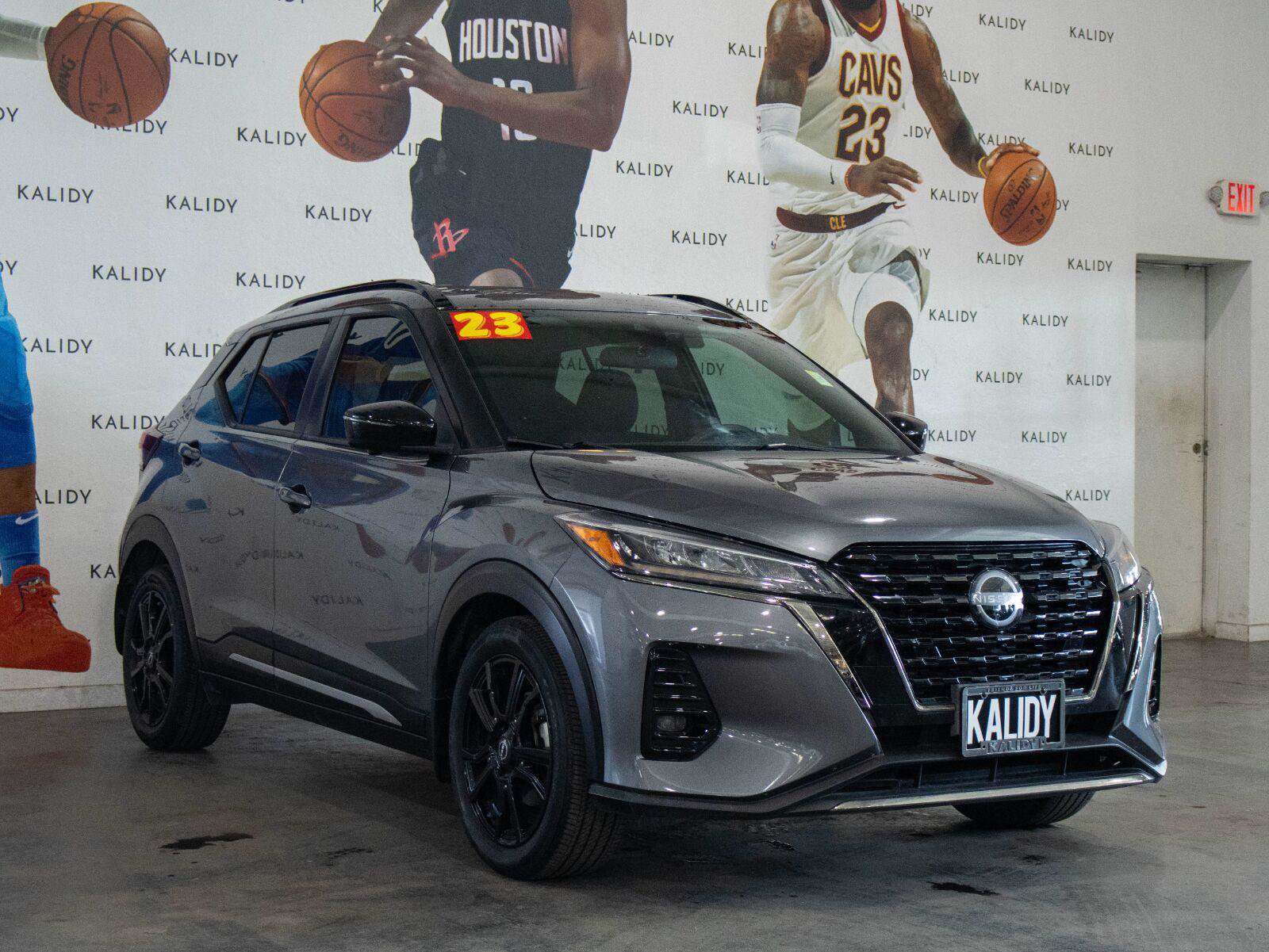 Used 2023 Nissan Kicks SR FWD image 18