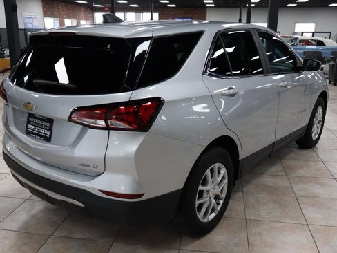 Used 2022 Chevrolet Equinox LT image 5