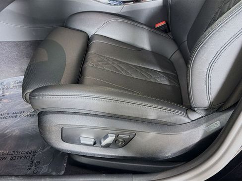 Certified 2022 BMW 540i w/ M Sport Package RWD image 19
