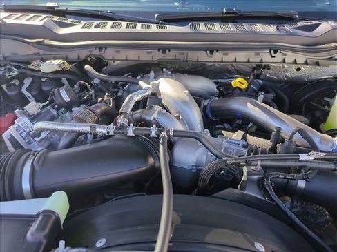 New 2026 Ford F250 Lariat w/ Black Appearance Package AWD/4WD image 17