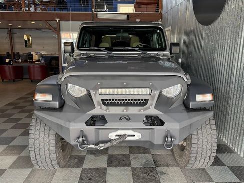 Used 2018 Jeep Wrangler Unlimited Sport S AWD/4WD image 6