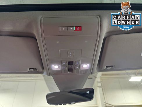 Used 2022 Volkswagen Atlas SEL Premium AWD/4WD image 29