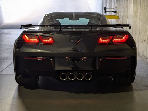 Used 2019 Chevrolet Corvette ZR1 RWD image 7
