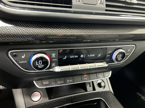 Used 2022 Audi SQ5 Premium Plus w/ Premium Plus Package image 15