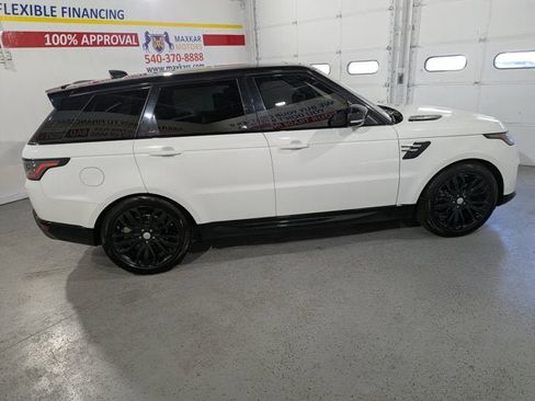 Used 2020 Land Rover Range Rover Sport HSE image 8
