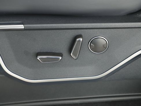 Certified 2025 Ford F150 Raptor image 9