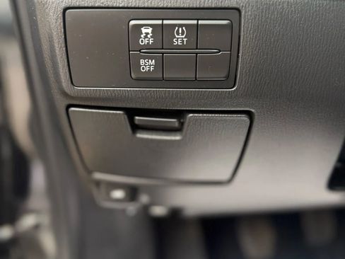 Used 2015 MAZDA MAZDA6 Touring image 16