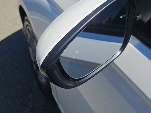 Used 2023 Honda Accord EX image 17