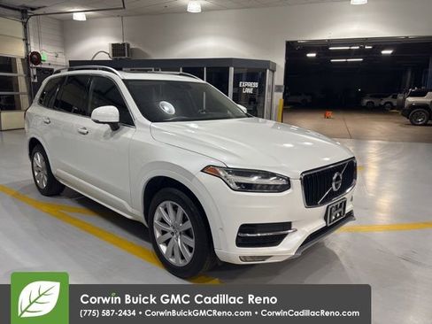 Used 2017 Volvo XC90 T6 Momentum w/ Vision Package AWD/4WD image 4