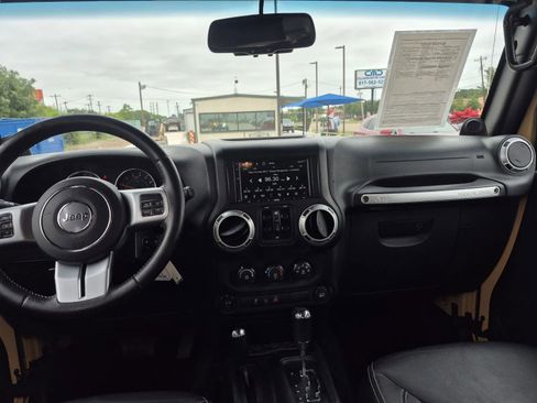 Used 2013 Jeep Wrangler Unlimited Sport AWD/4WD image 19