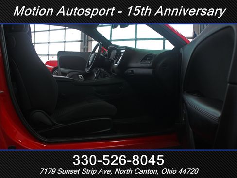 Used 2016 Dodge Challenger R/T w/ Blacktop Package image 34