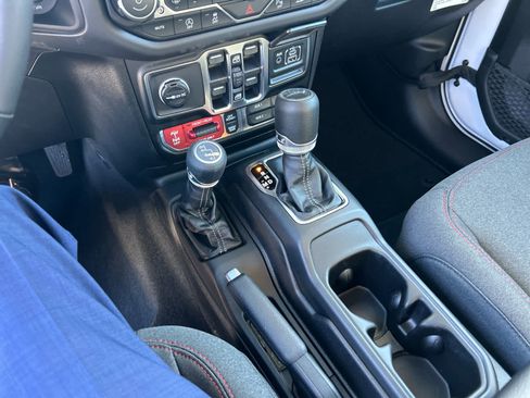 New 2026 Jeep Gladiator Rubicon w/ Safety Group image 36