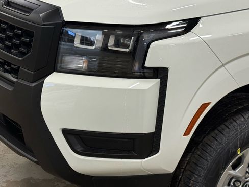 New 2026 Nissan Frontier S w/ Tow Package AWD/4WD image 9