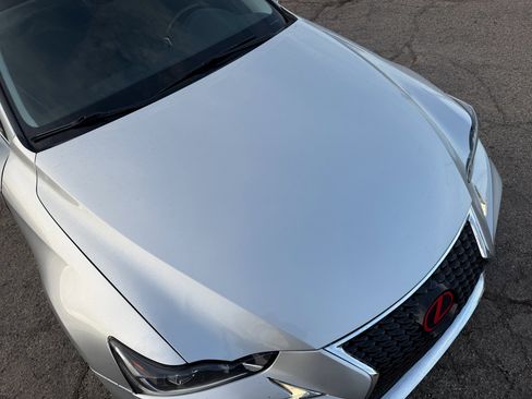 Used 2018 Lexus IS 300 image 32