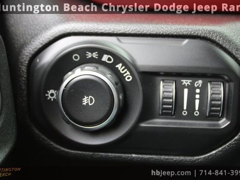 Used 2021 Jeep Wrangler Unlimited Rubicon image 20