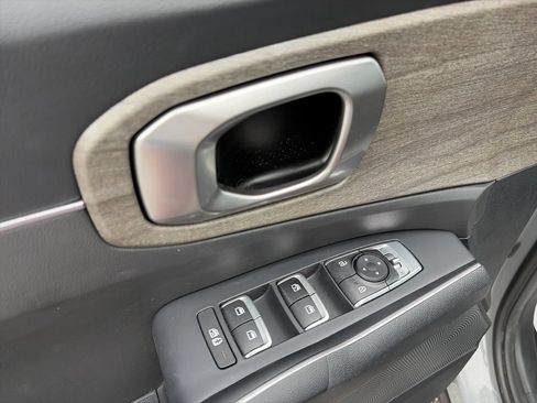 Used 2023 Kia Sorento EX w/ Panoramic Sunroof Package FWD image 19