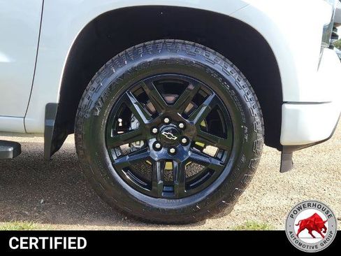 Used 2024 Chevrolet Silverado 1500 Custom AWD/4WD image 11