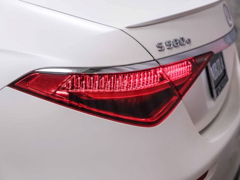 Certified 2023 Mercedes-Benz S 580e 4MATIC Sedan image 7