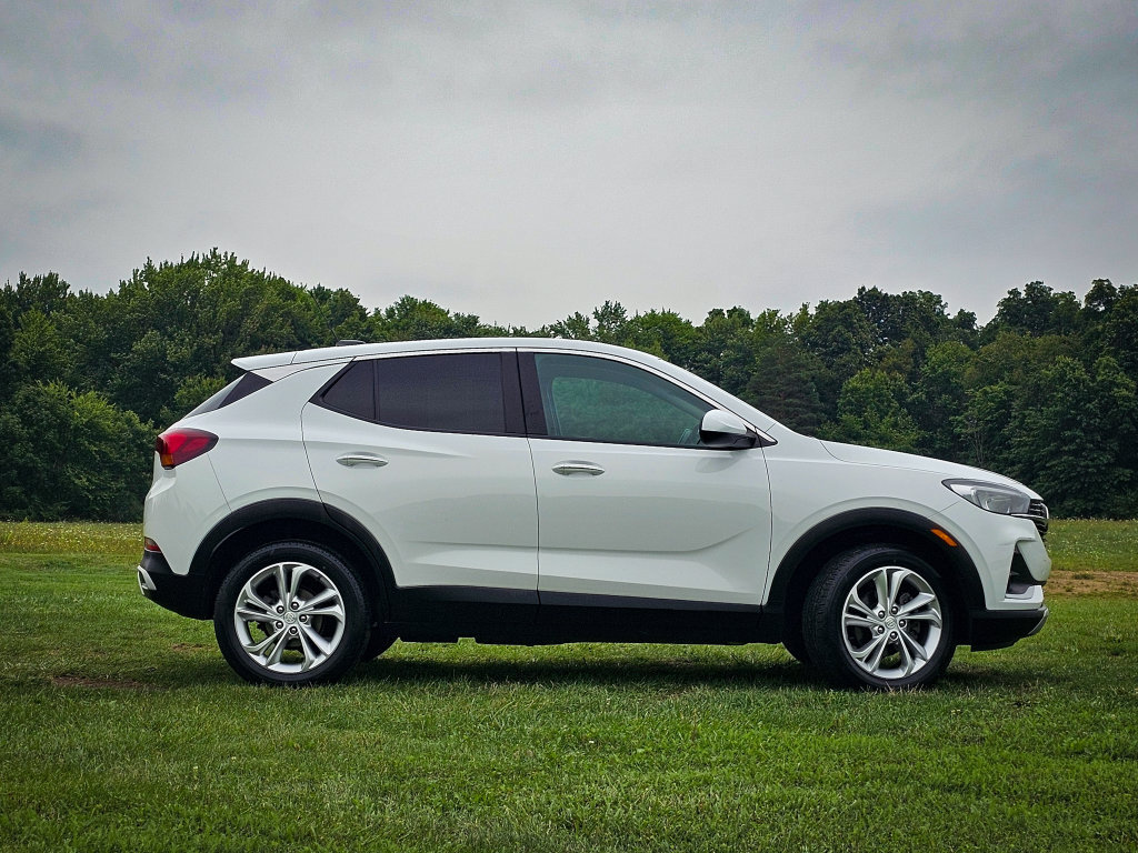 Used 2023 Buick Encore GX Preferred w/ Cold Weather Comfort Package AWD/4WD image 3