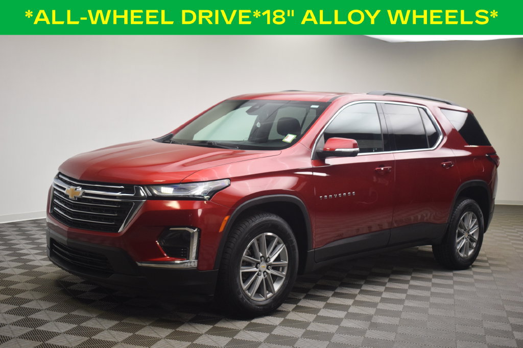 Used 2023 Chevrolet Traverse LT AWD/4WD image 2