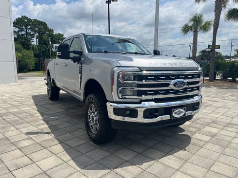 Used 2024 Ford F250 Lariat w/ Lariat Ultimate Package AWD/4WD image 8