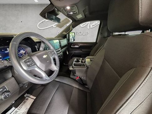 Used 2024 Chevrolet Silverado 2500 LT AWD/4WD image 24