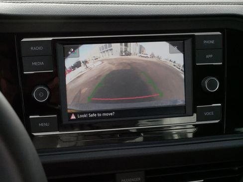 Used 2024 Volkswagen Jetta S image 29