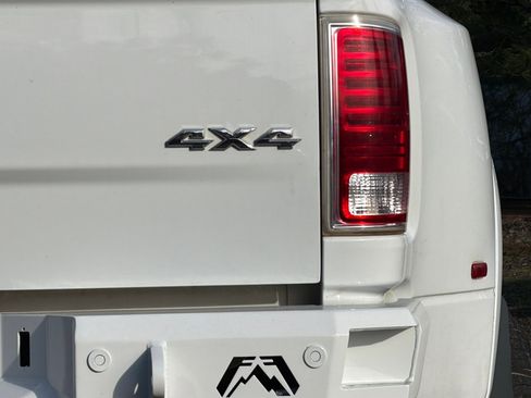 Used 2016 RAM 3500 Laramie Longhorn image 27