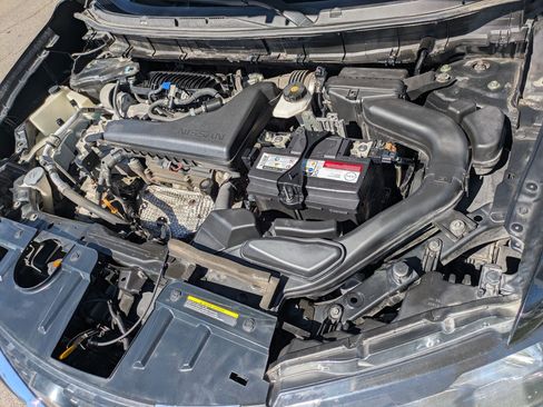 Used 2020 Nissan Rogue S AWD/4WD image 33