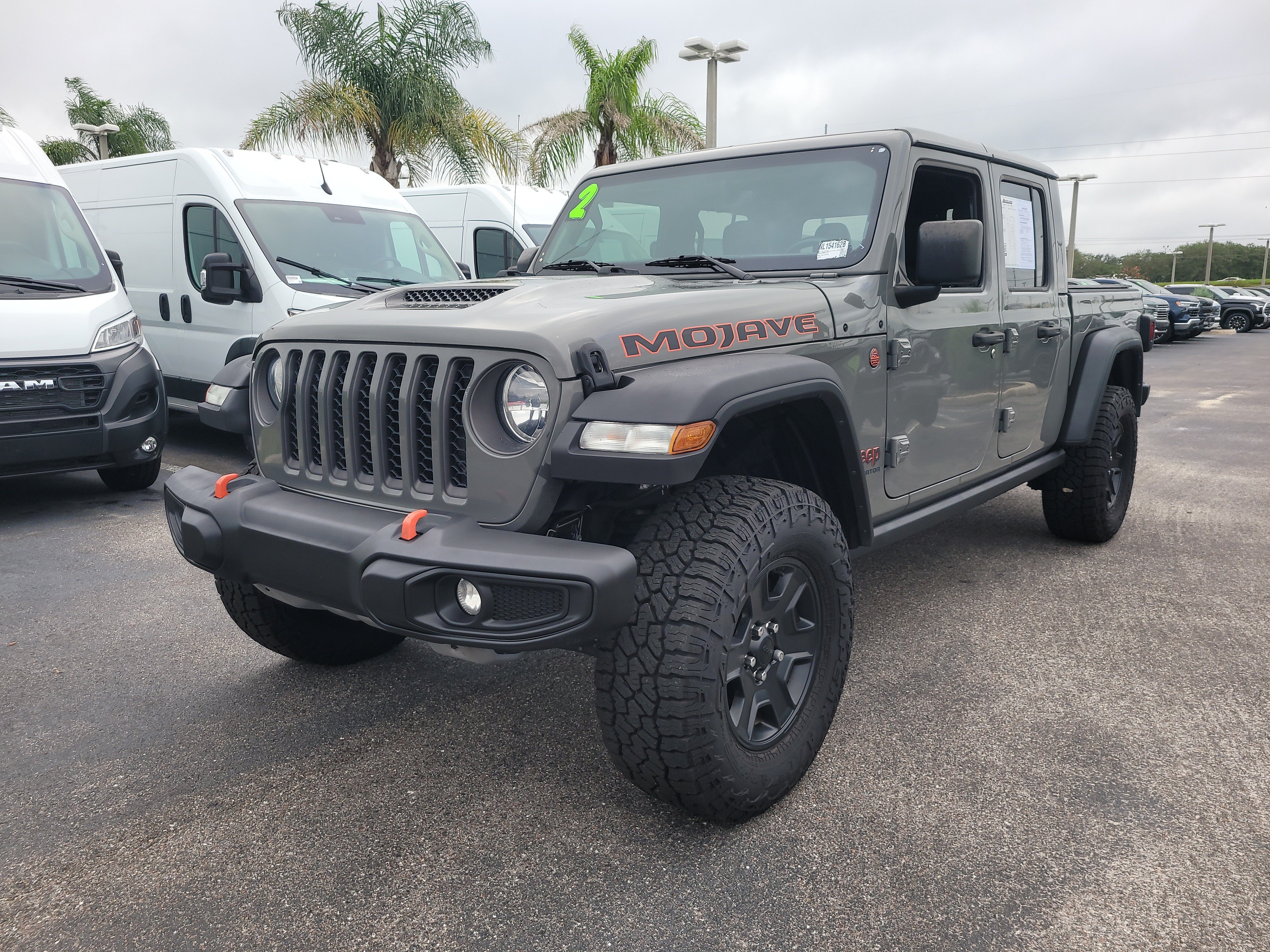 Used 2022 Jeep Gladiator Mojave AWD/4WD image 3
