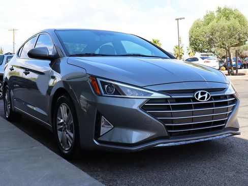 Used 2020 Hyundai Elantra Value Edition w/ Cargo Package (C1) FWD image 18