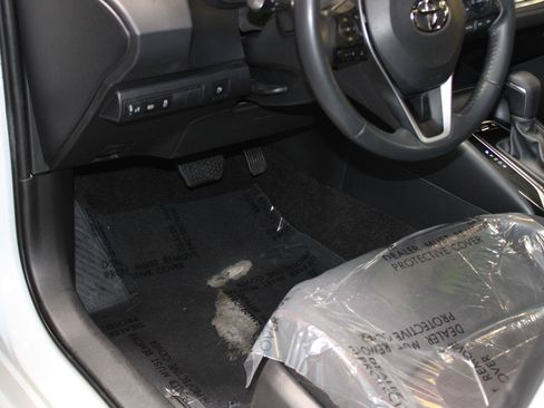 Used 2024 Toyota Corolla SE FWD image 44