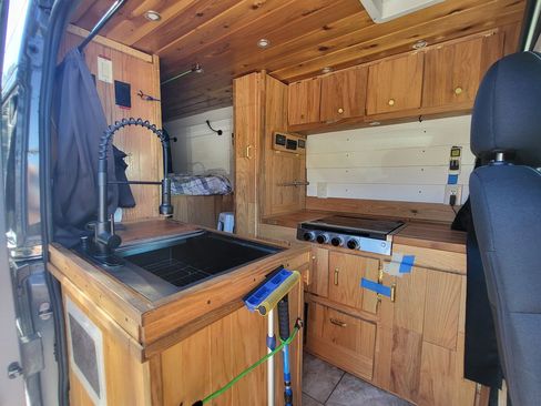 Used 2023 RAM ProMaster 2500 w/ Driver Convenience Group image 11