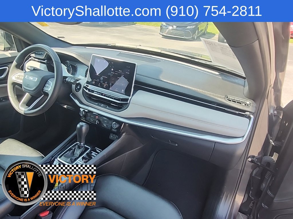 Certified 2024 Jeep Compass Limited AWD/4WD image 32