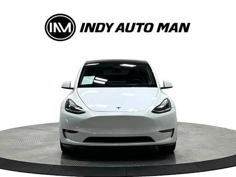 Used 2021 Tesla Model Y Long Range AWD/4WD image 10