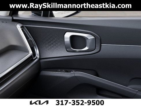 New 2026 Kia Sorento LX FWD image 25