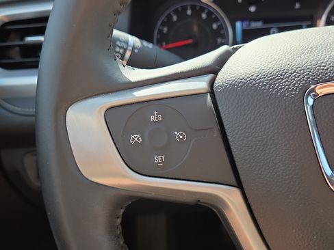 Used 2017 GMC Acadia SLT FWD image 21