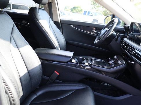 Used 2021 Lincoln Nautilus AWD image 15