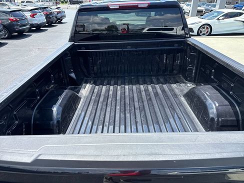 Used 2024 Chevrolet Silverado 1500 LT AWD/4WD image 27