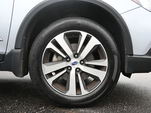 Used 2019 Subaru Outback 2.5i Limited image 13