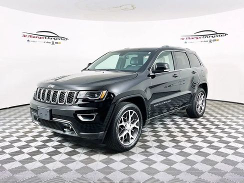 Used 2018 Jeep Grand Cherokee Limited image 4
