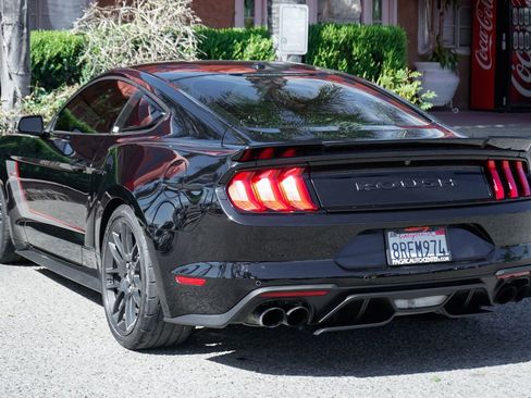 Used 2019 Ford Mustang GT Premium w/ GT Performance Package RWD image 6