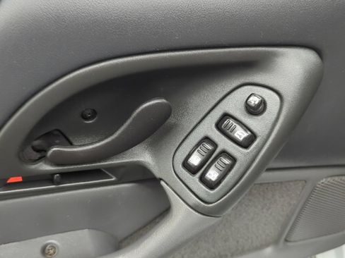 Used 1997 Chevrolet Camaro SS w/ SS Alteration Pkg RWD image 11