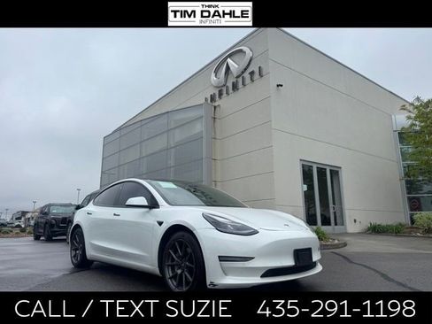 Used 2021 Tesla Model 3 Standard Range Plus RWD image 1