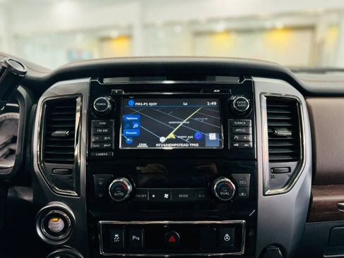 Used 2016 Nissan Titan Platinum Reserve image 26